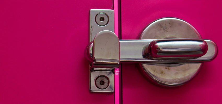 Childproof Gate Lock in Cerritos, California