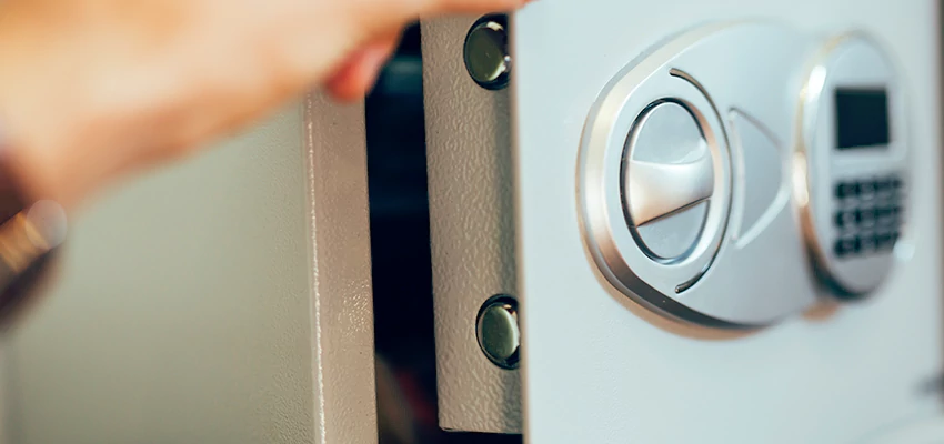 Fingerprint Safe Openers in Cerritos, CA