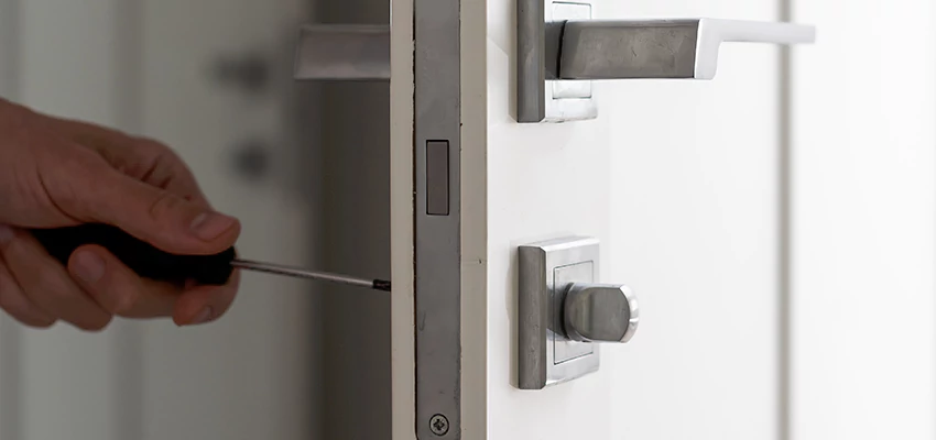 Key Programming Locksmith Open Now in Cerritos, California